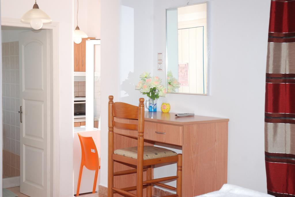 Pension Katerina Studios Tourlos Cameră foto